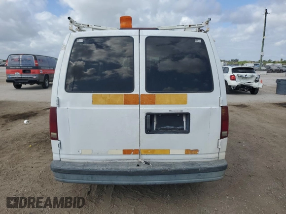 2001 Chevrolet Astro Cargo with VIN 1GCDM19W61B141888, listed as a Copart auction lot 45130465 with Not Provided miles and Salvage Title. Bid and sale history available at carsss.com. Image 6.