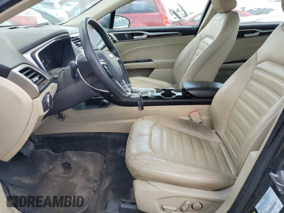 2016 Ford Fusion SE z VIN 1FA6P0HD4G5103633, wystawiony jako Copart lot #63457535 z przebiegiem 169 177 mil mil oraz Czysty tytuł • Clean title. Historia ofert i sprzedaży dostępna na DreamBid. Obrazek 7.