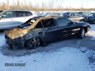 1998 Oldsmobile Intrigue GL z VIN 1G3WS52K4WF326678, wystawiony jako Copart lot #42012495 z przebiegiem Nie podano mil oraz Szkoda całkowita • Salvage title. Historia ofert i sprzedaży dostępna na DreamBid. Obrazek 3.