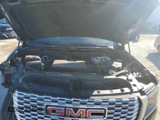 2024 GMC Yukon Denali with VIN 1GKS2DKL8RR173831, listed as a Copart auction lot 87831265 with 32,872 mi miles and Salvage Title. Bid and sale history available at carsss.com. Image 12.