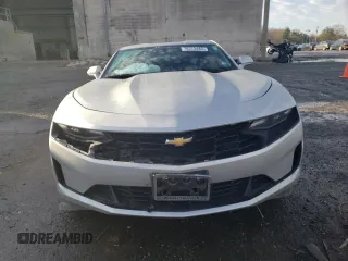 2019 Chevrolet Camaro 2LT with VIN 1G1FD1RX8K0113730, listed as a Copart auction lot 70375482 with 53,943 mi miles. Bid and sale history available at carsss.com. Image 5.