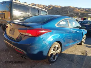 2014 Hyundai Elantra z VIN KMHDH6AH0EU029253, wystawiony jako IAAI lot #40811324 z przebiegiem 141 003 mil mil oraz . Historia ofert i sprzedaży dostępna na DreamBid. Obrazek 4.