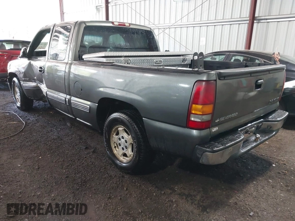 2002 Chevrolet Silverado 1500 LS with VIN 2GCEC19V021362192, listed as a IAAI auction lot 42169190 with 147,238 mi miles and . Bid and sale history available at DreamBid. Image 3.