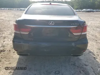2013 Lexus LS 460 z VIN JTHCL5EF7D5018890, wystawiony jako Copart lot #54492255 z przebiegiem Nie podano mil oraz Szkody całkowita. Historia ofert i sprzedaży dostępna na DreamBid. Obrazek 6.