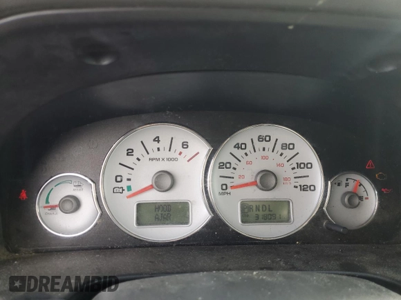 2007 Ford Escape Hybrid with VIN 1FMCU49HX7KA35267, listed as a Copart auction lot 49123395 with 318,091 mi miles and Clean Title. Bid and sale history available at carsss.com. Image 9.