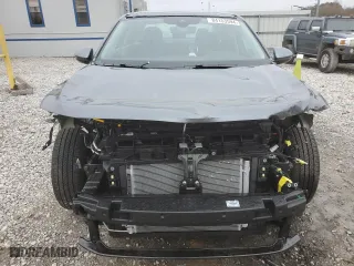 2025 Volkswagen Jetta SE with VIN 3VW7X7BU2SM007788, listed as a Copart auction lot 84153594 with 1,114 mi miles and Salvage Title. Bid and sale history available at carsss.com. Image 5.