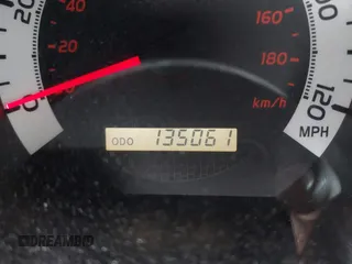 2015 Toyota Tacoma PreRunner z VIN 5TFJX4GN9FX039498, wystawiony jako IAAI lot #41487344 z przebiegiem 135 061 mil mil oraz . Historia ofert i sprzedaży dostępna na DreamBid. Obrazek 15.