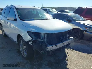 2013 Nissan Pathfinder SL with VIN 5N1AR2MN3DC652655, listed as a IAAI auction lot 41291223 with 176,037 mi miles. Bid and sale history available at carsss.com. Image 14.