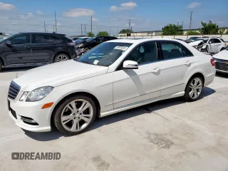 2013 Mercedes-Benz E 350 Luxury z VIN WDDHF8JB6DA716939, wystawiony jako Copart lot #59029335 z przebiegiem 85 378 mil mil oraz Szkoda całkowita • Salvage title. Historia ofert i sprzedaży dostępna na DreamBid. Obrazek 1.