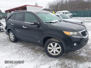 2011 Kia Sorento LX with VIN 5XYKTDA10BG053888, listed as a IAAI auction lot 41728580 with 77,714 mi miles. Bid and sale history available at carsss.com. Image 1.