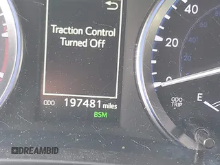 2017 Toyota Highlander XLE with VIN 5TDJZRFH6HS468478, listed as a IAAI auction lot 40711342 with 197,481 mi miles and . Bid and sale history available at DreamBid. Image 16.