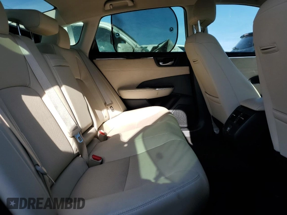 2018 Honda Clarity Touring with VIN JHMZC5F39JC012661, listed as a Copart auction lot 51998164 with 31,904 mi miles and Salvage Title. Bid and sale history available at DreamBid. Image 10.