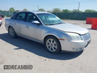 2009 Mercury Sable Premier with VIN 1MEHM42W69G621066, listed as a IAAI auction lot 42047074 with 232,020 mi miles. Bid and sale history available at carsss.com. Image 1.