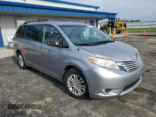 2011 Toyota Sienna XLE AAS with VIN 5TDYK3DC8BS158637, listed as a Copart auction lot 54332035 with 265,389 mi miles and Non Repairable. Bid and sale history available at carsss.com. Image 4.