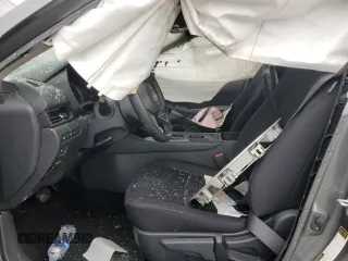 2024 Nissan Sentra S z VIN 3N1AB8BV6RY268417, wystawiony jako Copart lot #55826095 z przebiegiem 11 353 mil mil oraz Szkoda całkowita • Salvage title. Historia ofert i sprzedaży dostępna na DreamBid. Obrazek 7.