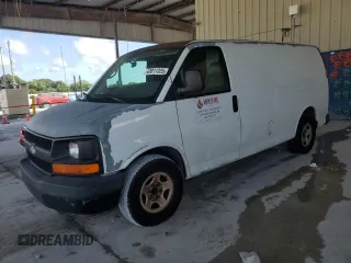 2007 Chevrolet Express Cargo z VIN 1GCFG15X071253518, wystawiony jako Copart lot #43811325 z przebiegiem 236 388 mil mil oraz Czysty tytuł • Clean title. Historia ofert i sprzedaży dostępna na DreamBid. Obrazek 1.
