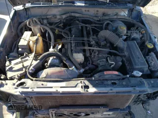 2000 Jeep Cherokee Limited with VIN 1J4FF68S0YL250926, listed as a Copart auction lot 84837244 with 141,020 mi miles and Salvage Title. Bid and sale history available at carsss.com. Image 12.