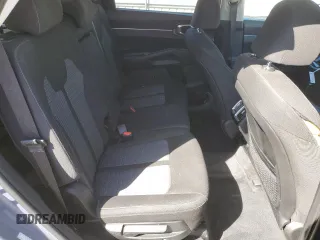 2021 Kia Sorento LX z VIN 5XYRGDLC6MG017336, wystawiony jako Copart lot #50144775 z przebiegiem 84 757 mil mil oraz Szkoda całkowita • Salvage title. Historia ofert i sprzedaży dostępna na DreamBid. Obrazek 12.