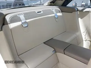 2005 Mercedes-Benz SL 500 z VIN WDBSK75F75F090730, wystawiony jako IAAI lot #42278730 z przebiegiem 83 765 mil mil oraz . Historia ofert i sprzedaży dostępna na DreamBid. Obrazek 8.