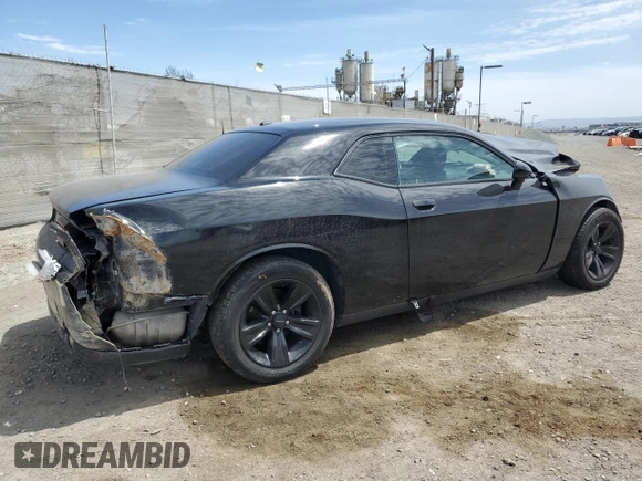 2016 Dodge Challenger SXT z VIN 2C3CDZAG8GH148604, wystawiony jako Copart lot #56433775 z przebiegiem 111 531 mil mil oraz Szkoda całkowita • Salvage title. Historia ofert i sprzedaży dostępna na DreamBid. Obrazek 3.