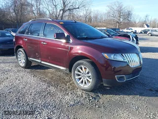 2011 Lincoln MKX with VIN 2LMDJ8JK6BBJ06452, listed as a IAAI auction lot 41204256 with 129,177 mi miles. Bid and sale history available at carsss.com. Image 1.