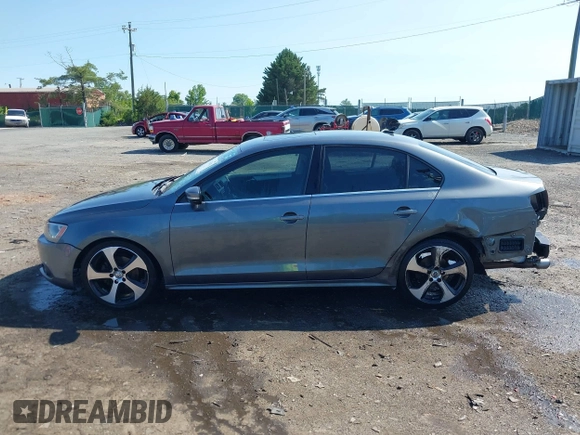 2011 Volkswagen Jetta SEL с VIN 3VWLZ7AJ9BM376079, выставлен на аукционе IAAI как лот 42388381 с пробегом 190 000 миль миль и . История ставок и продаж доступна на DreamBid. Изображение 15.