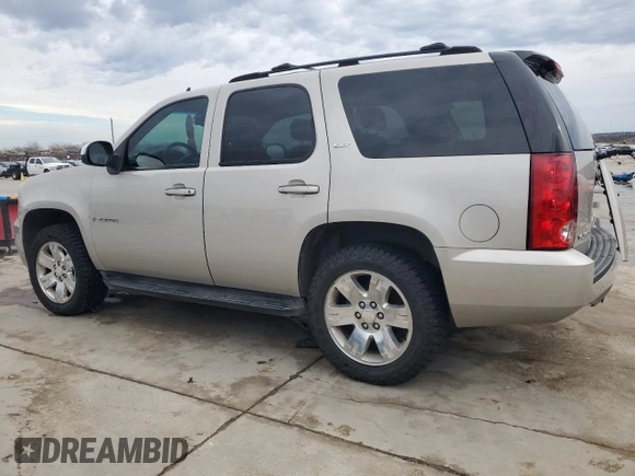 2007 GMC Yukon SLT with VIN 1GKFC13017R159638, listed as a Copart auction lot 88973345 with 225,396 mi miles and Salvage Title. Bid and sale history available at carsss.com. Image 2.