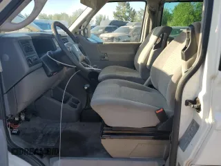 2003 Volkswagen EuroVan MV с VIN WV2MB47053H012029, выставлен на аукционе Copart как лот 68222234 с пробегом 247 494 миль миль и Списание • Salvage title. История ставок и продаж доступна на DreamBid. Изображение 7.