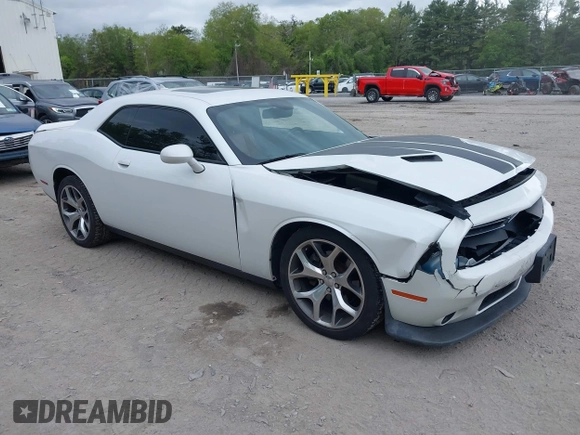 2015 Dodge Challenger SXT Plus z VIN 2C3CDZBG9FH705579, wystawiony jako IAAI lot #42268112 z przebiegiem 83 786 mil mil oraz . Historia ofert i sprzedaży dostępna na DreamBid. Obrazek 1.