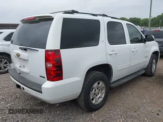 2011 Chevrolet Tahoe LT with VIN 1GNSCBE0XBR256687, listed as a IAAI auction lot 41948765 with 232,954 mi miles and . Bid and sale history available at DreamBid. Image 4.