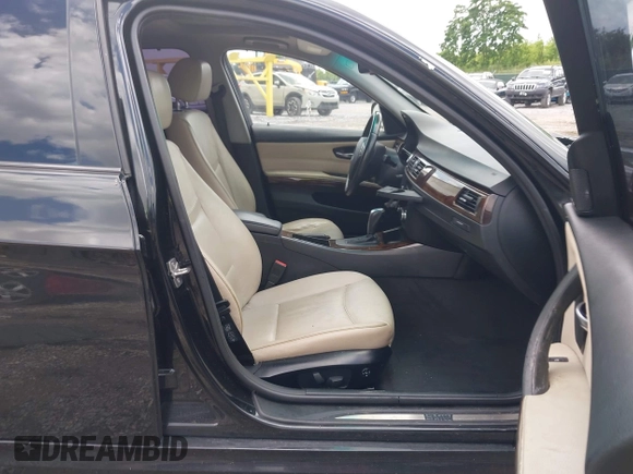 2011 BMW 3 Series 328i xDrive with VIN WBAPK7C52BA973481, listed as a IAAI auction lot 42553920 with 212,432 mi miles and . Bid and sale history available at DreamBid. Image 5.