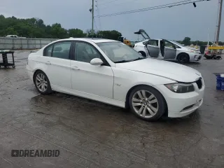 2007 BMW 3 Series 328i z VIN WBAVA335X7KX76319, wystawiony jako Copart lot #57342215 z przebiegiem 176 016 mil mil oraz Szkoda całkowita • Salvage title. Historia ofert i sprzedaży dostępna na DreamBid. Obrazek 4.