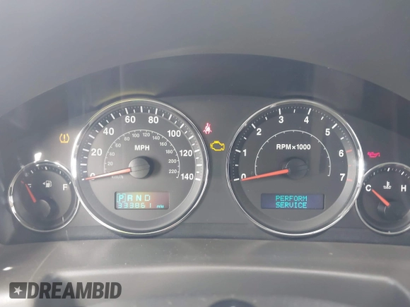 2007 Jeep Commander Sport z VIN 1J8HG48KX7C669647, wystawiony jako IAAI lot #41607617 z przebiegiem 333 861 mil mil oraz . Historia ofert i sprzedaży dostępna na DreamBid. Obrazek 7.