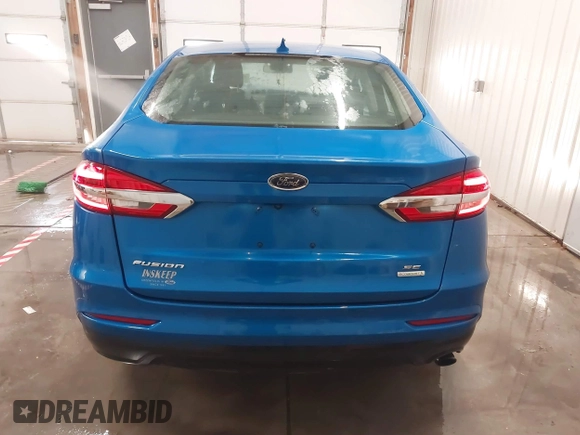 2020 Ford Fusion SE with VIN 3FA6P0HD5LR235436, listed as a IAAI auction lot 41006660 with 60,207 mi miles. Bid and sale history available at carsss.com. Image 16.