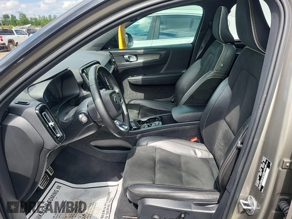 2022 Volvo XC40 R-Design с VIN YV4162UM2N2769099, выставлен на аукционе IAAI как лот 42455853 с пробегом 92 375 миль миль и . История ставок и продаж доступна на DreamBid. Изображение 27.