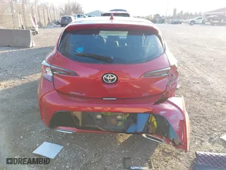 2021 Toyota Corolla Hatchback SE with VIN JTND4MBE2M3119139, listed as a IAAI auction lot 41028076 with 33,324 mi miles. Bid and sale history available at carsss.com. Image 17.