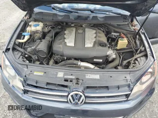 2012 Volkswagen Touareg Sport with VIN WVGEK9BP7CD006059, listed as a Copart auction lot 49411245 with 202,323 mi miles and Clean Title. Bid and sale history available at DreamBid. Image 12.