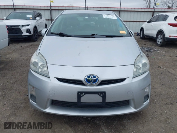 2010 Toyota Prius II with VIN JTDKN3DU2A0136687, listed as a IAAI auction lot 41927748 with 170,756 mi miles. Bid and sale history available at carsss.com. Image 13.