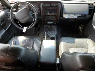 2000 Jeep Cherokee Limited with VIN 1J4FF68S4YL260990, listed as a Copart auction lot 70560674 with 265,934 mi miles and Non Repairable. Bid and sale history available at carsss.com. Image 8.