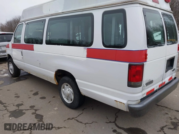 2007 Ford Econoline Cargo Commercial with VIN 1FTNS24WX7DB24757, listed as a IAAI auction lot 41511735 with 205,833 mi miles and . Bid and sale history available at DreamBid. Image 3.
