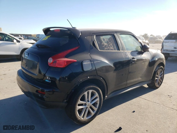 2012 Nissan Juke S with VIN JN8AF5MR5CT101051, listed as a Copart auction lot 84644464 with 0 mi miles and Clean Title. Bid and sale history available at carsss.com. Image 3.