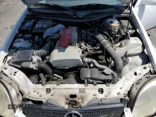 2000 Mercedes-Benz SLK-Class Kompressor with VIN WDBKK47F3YF152074, listed as a Copart auction lot 60143604 with 155,610 mi miles and Clean Title. Bid and sale history available at carsss.com. Image 11.