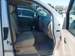 2015 Nissan Frontier SV с VIN 1N6AD0CU6FN703439, выставлен на аукционе IAAI как лот 41644963 с пробегом 339 963 миль миль и . История ставок и продаж доступна на DreamBid. Изображение 5.