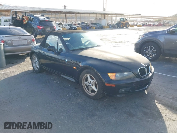 1997 BMW 3 Series 1.9L with VIN 4USCH7327VLB83072, listed as a IAAI auction lot 41506184 with 189,326 mi miles. Bid and sale history available at carsss.com. Image 1.