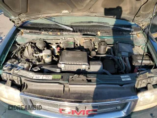 1998 GMC Safari z VIN 1GDDM19W5WB503552, wystawiony jako Copart lot #88247495 z przebiegiem 267 494 mil mil oraz Szkoda całkowita • Salvage title. Historia ofert i sprzedaży dostępna na DreamBid. Obrazek 12.