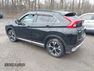 2018 Mitsubishi Eclipse Cross SE z VIN JA4AT5AA3JZ050947, wystawiony jako IAAI lot #41837556 z przebiegiem 42 698 mil mil oraz . Historia ofert i sprzedaży dostępna na DreamBid. Obrazek 3.