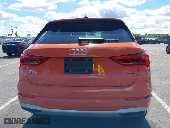 2022 Audi Q3 Premium Plus z VIN WA1BUCF36N1149539, wystawiony jako IAAI lot #42176930 z przebiegiem 13 152 mil mil oraz . Historia ofert i sprzedaży dostępna na DreamBid. Obrazek 16.
