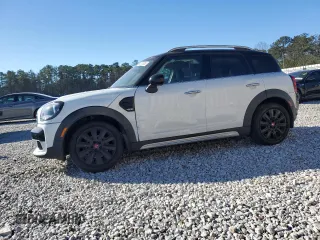2018 MINI Countryman Cooper z VIN WMZYS7C33J3E07891, wystawiony jako Copart lot #46095305 z przebiegiem 50 584 mil mil oraz Szkoda całkowita • Salvage title. Historia ofert i sprzedaży dostępna na DreamBid. Obrazek 1.