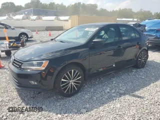 2015 Volkswagen Jetta SE с VIN 3VWD17AJ1FM225741, выставлен на аукционе Copart как лот 65959225 с пробегом 138 292 миль миль и Списание • Salvage title. История ставок и продаж доступна на DreamBid. Изображение 1.