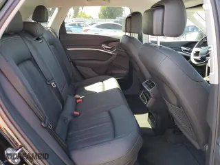 2019 Audi e-tron Premium Plus with VIN WA1LAAGE8KB023318, listed as a Copart auction lot 40812503 with 21,810 mi miles. Bid and sale history available at carsss.com. Image 11.
